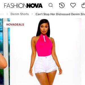 Fashion Nova sz 1 distressed white torn mini jean shorts- NWT!